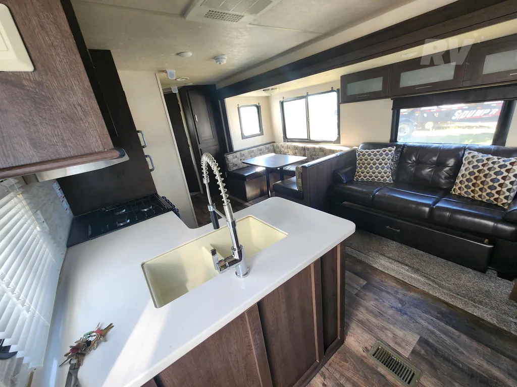 2019 Forest River Wildwood 31KQBTS, Photos photo 13