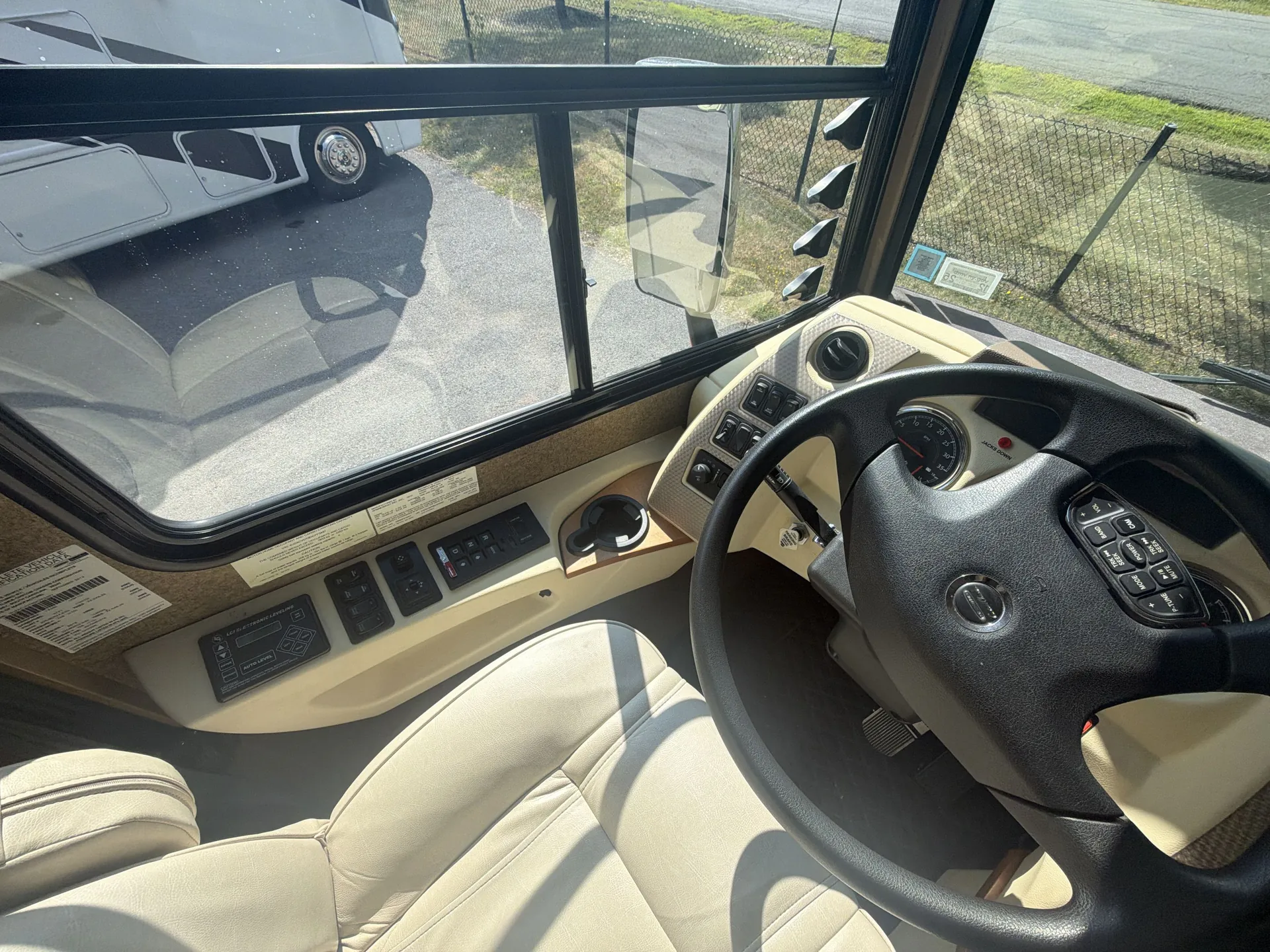 2027 Thor Motor Coach Outlaw Wild West 38M — living area main