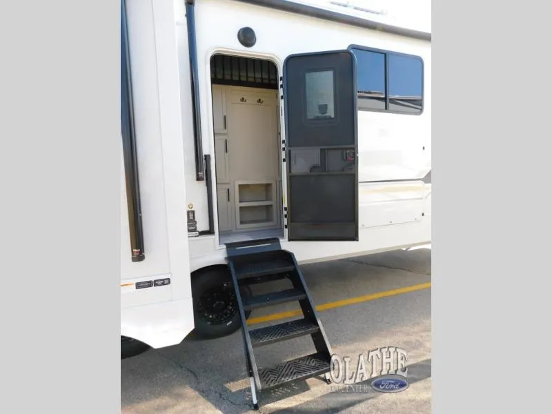 2026 Keystone Cougar 360MBI - Photo 4
