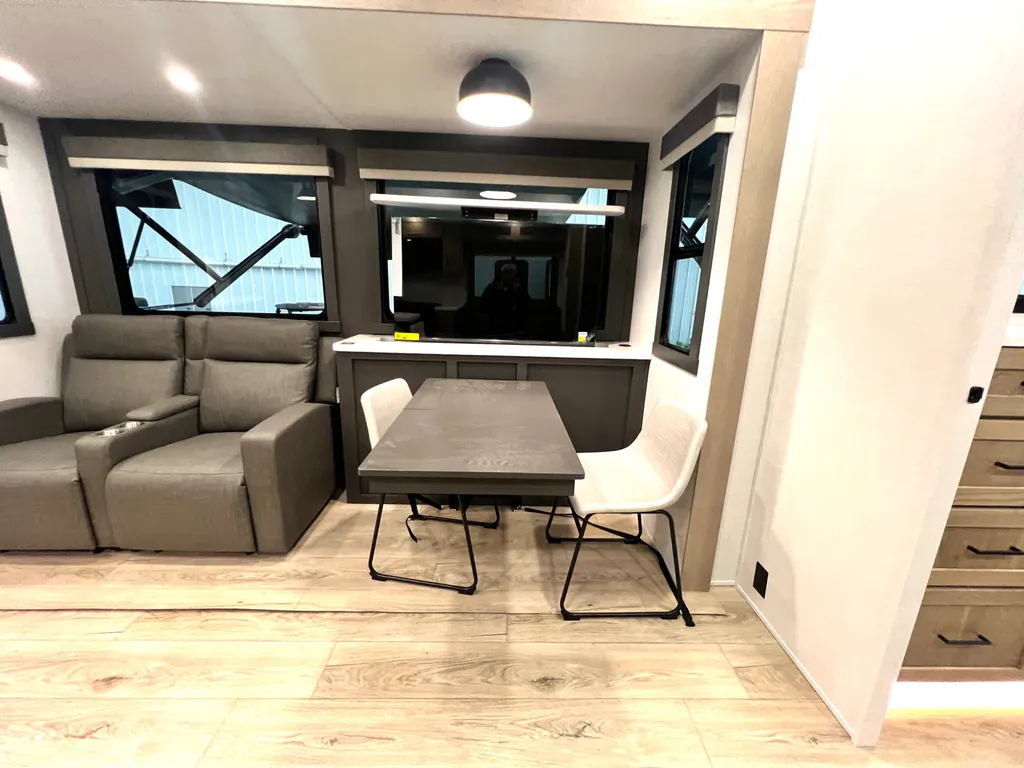 2026 Forest River Rockwood Signature 403SDB, Photos photo 17