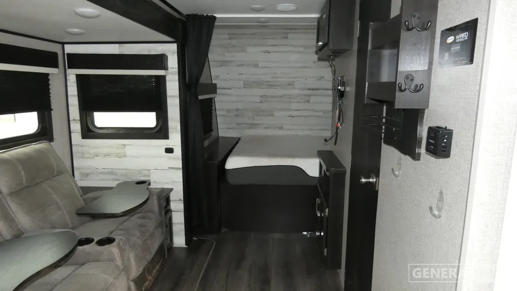 2021 Jayco Jay Feather 16RK, Photos photo 4