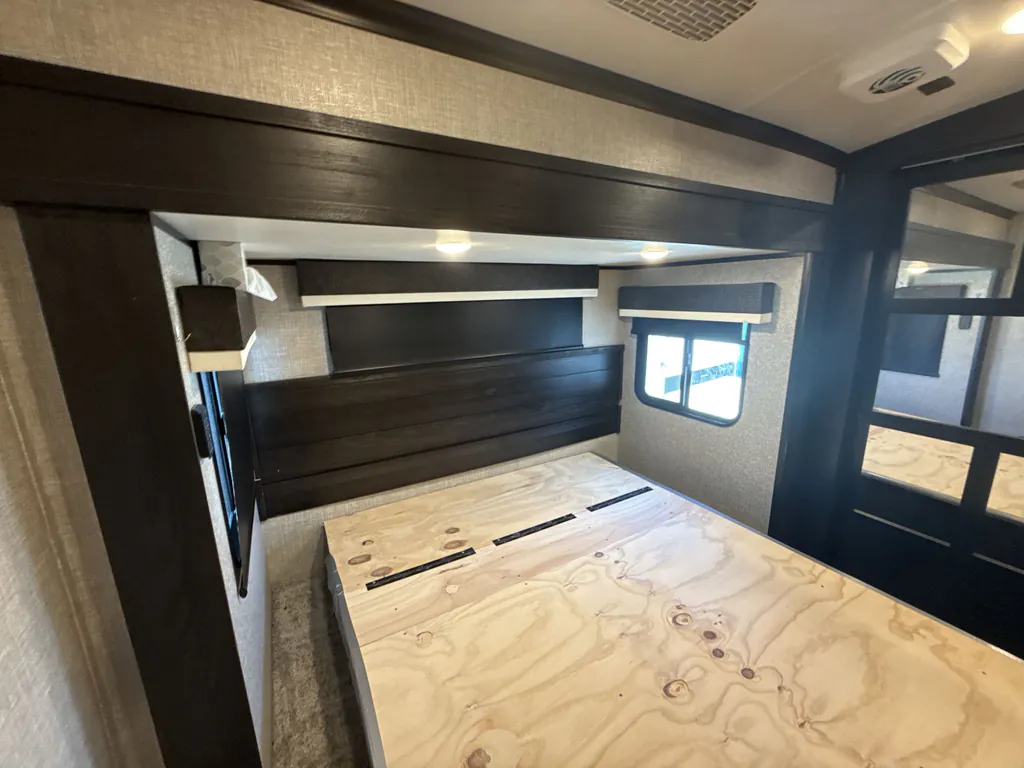 2022 Jayco North Point 380RKGS, Photos photo 12