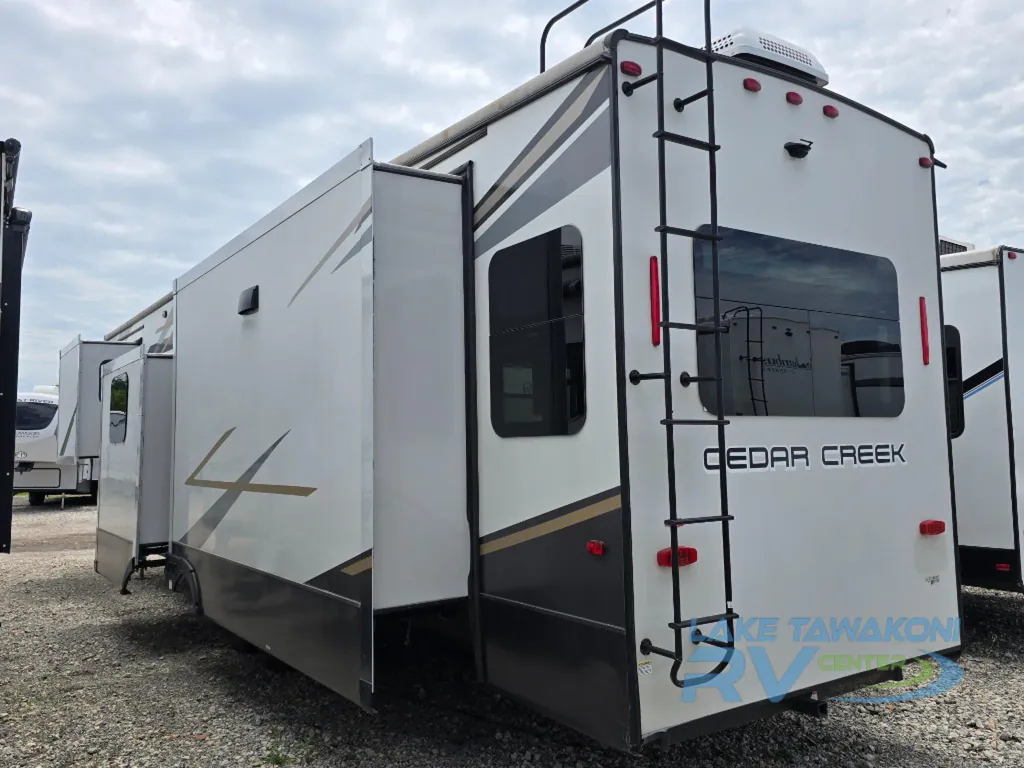 2022 Forest River Cedar Creek 377BH, Photos photo 5