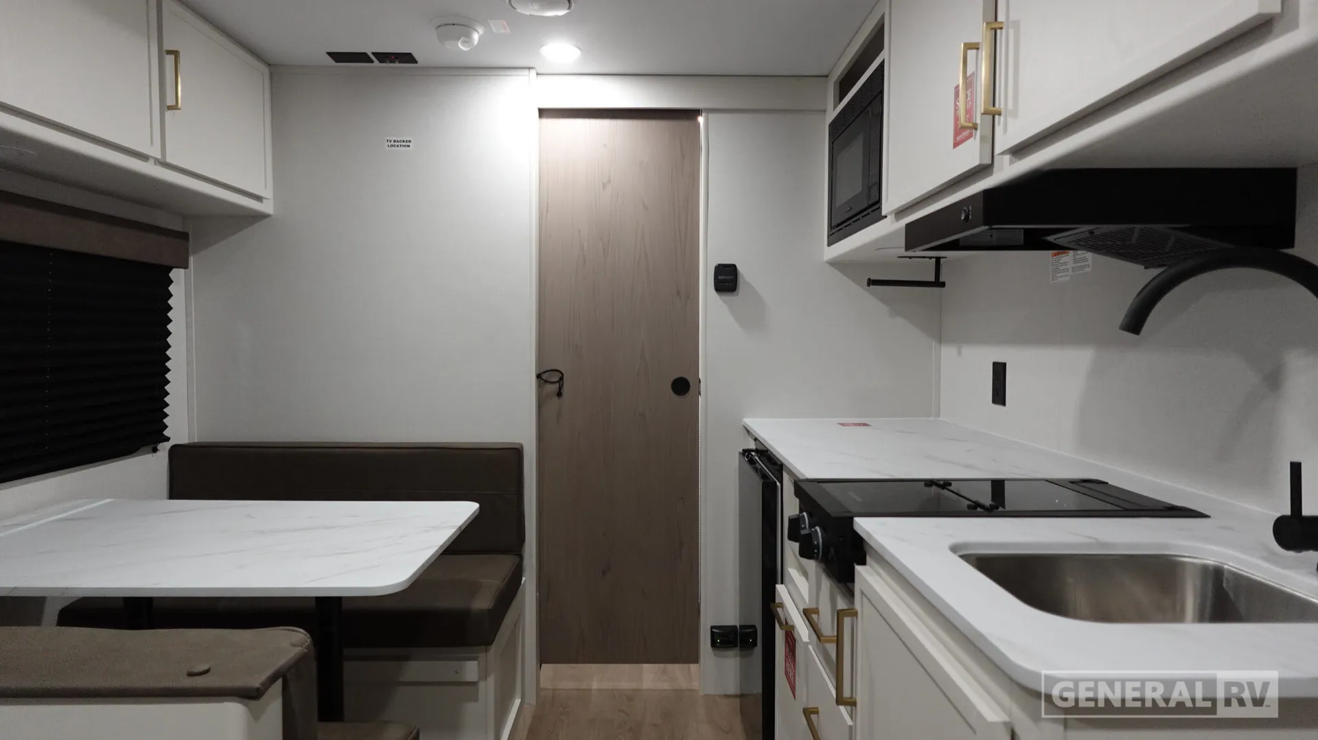 2027 Grand Design Transcend One 151RB - Photo 3