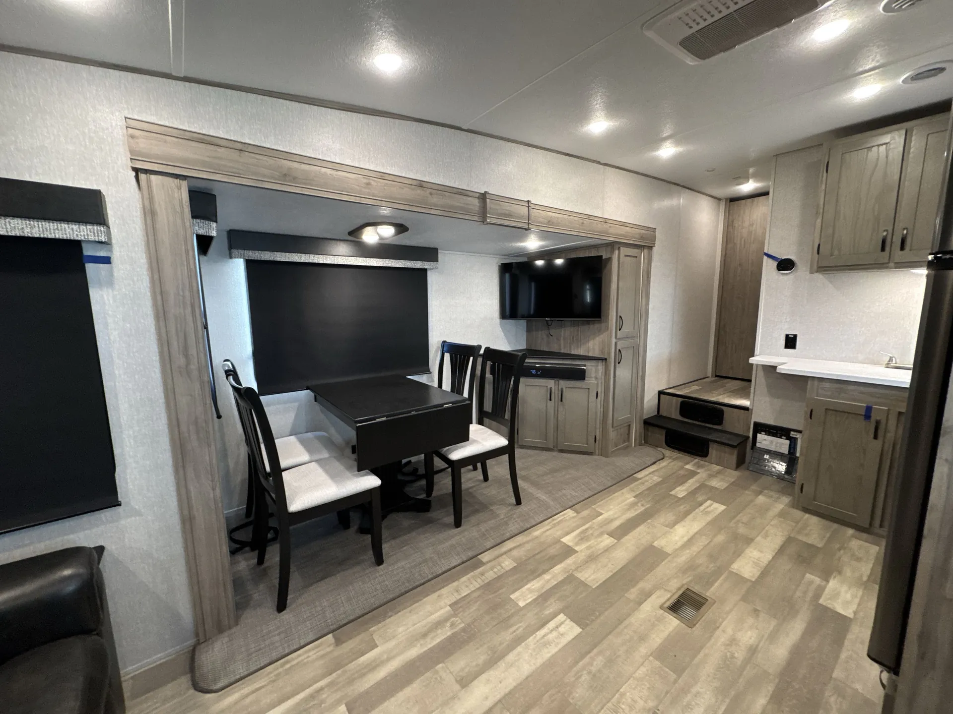 2024 Coachmen Chaparral Lite 254RLS — living area main