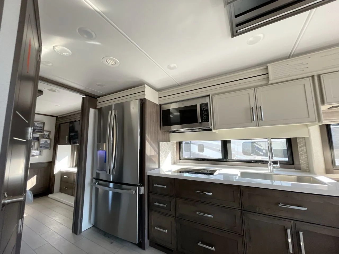 2026 Entegra Coach Centurion 39N - Photo 3