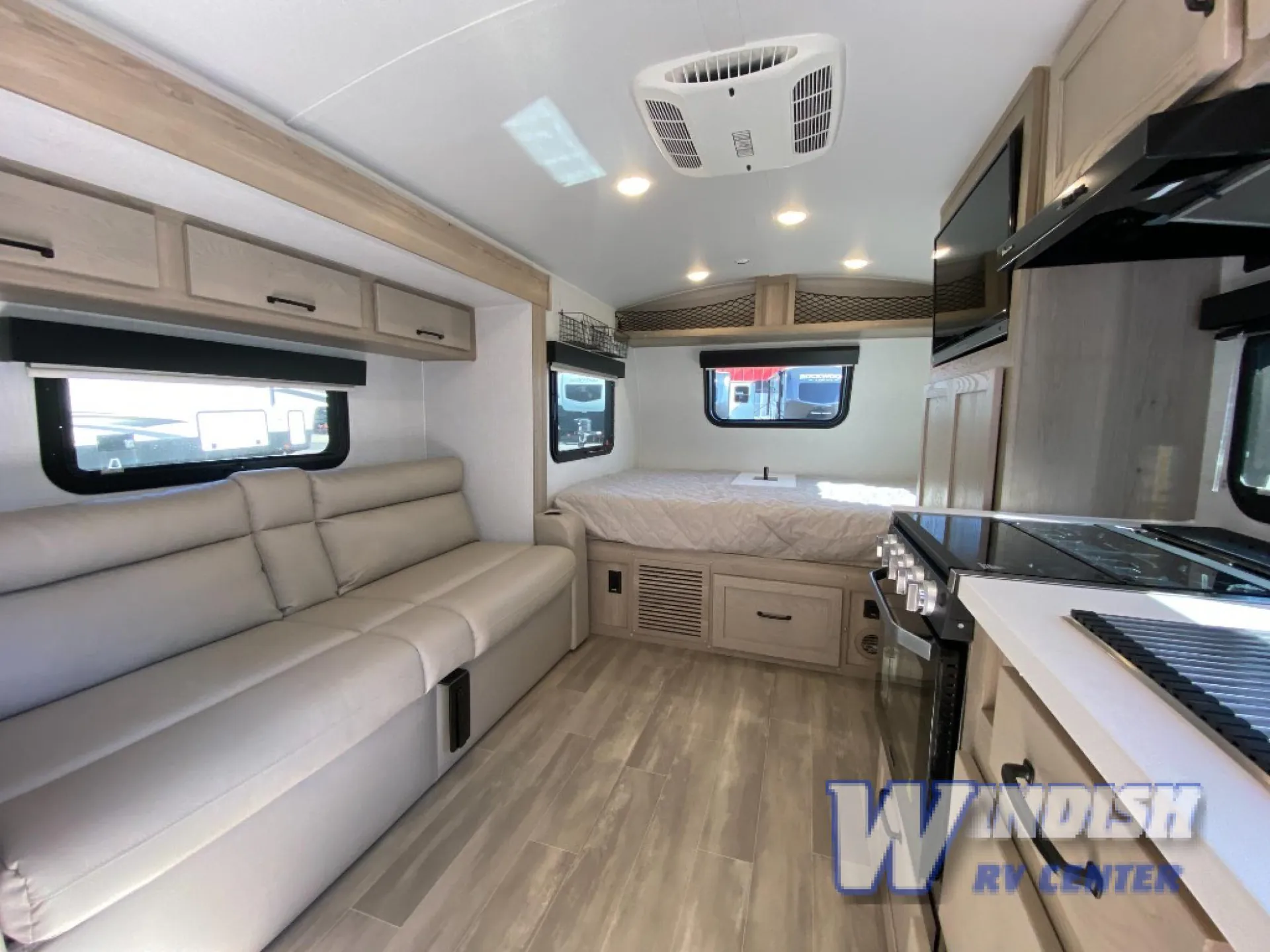 2024 Forest River Rockwood Geo Pro 19FBS - Photo 4