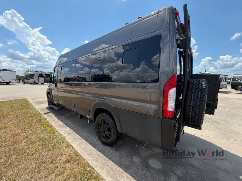 2024 Airstream Rangeline Used    RANGLINE - Photo 4