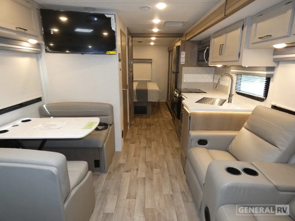 2026 Thor Motor Coach Hurricane 29L - Photo 3