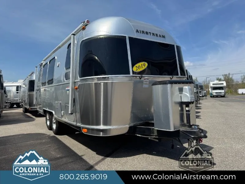 2019 Airstream International Serenity 23FB - Photo 2