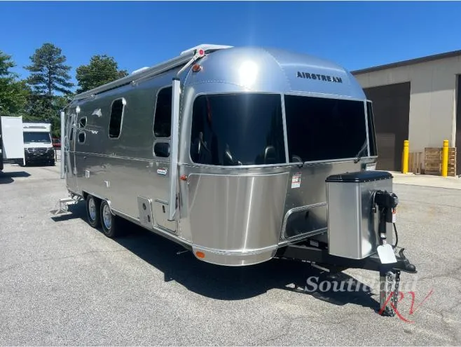2026 Airstream International 25FB - Photo 2