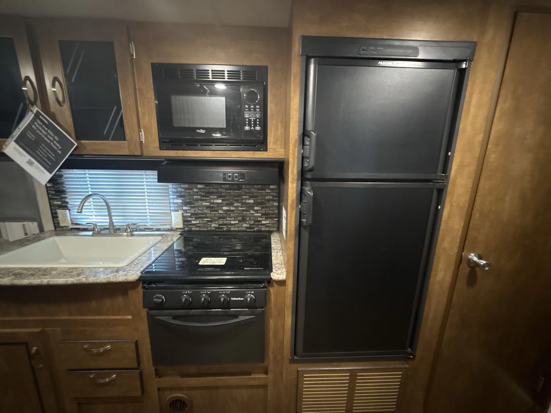 2018 Forest River Wildwood X-Lite 230BHXL — fridge