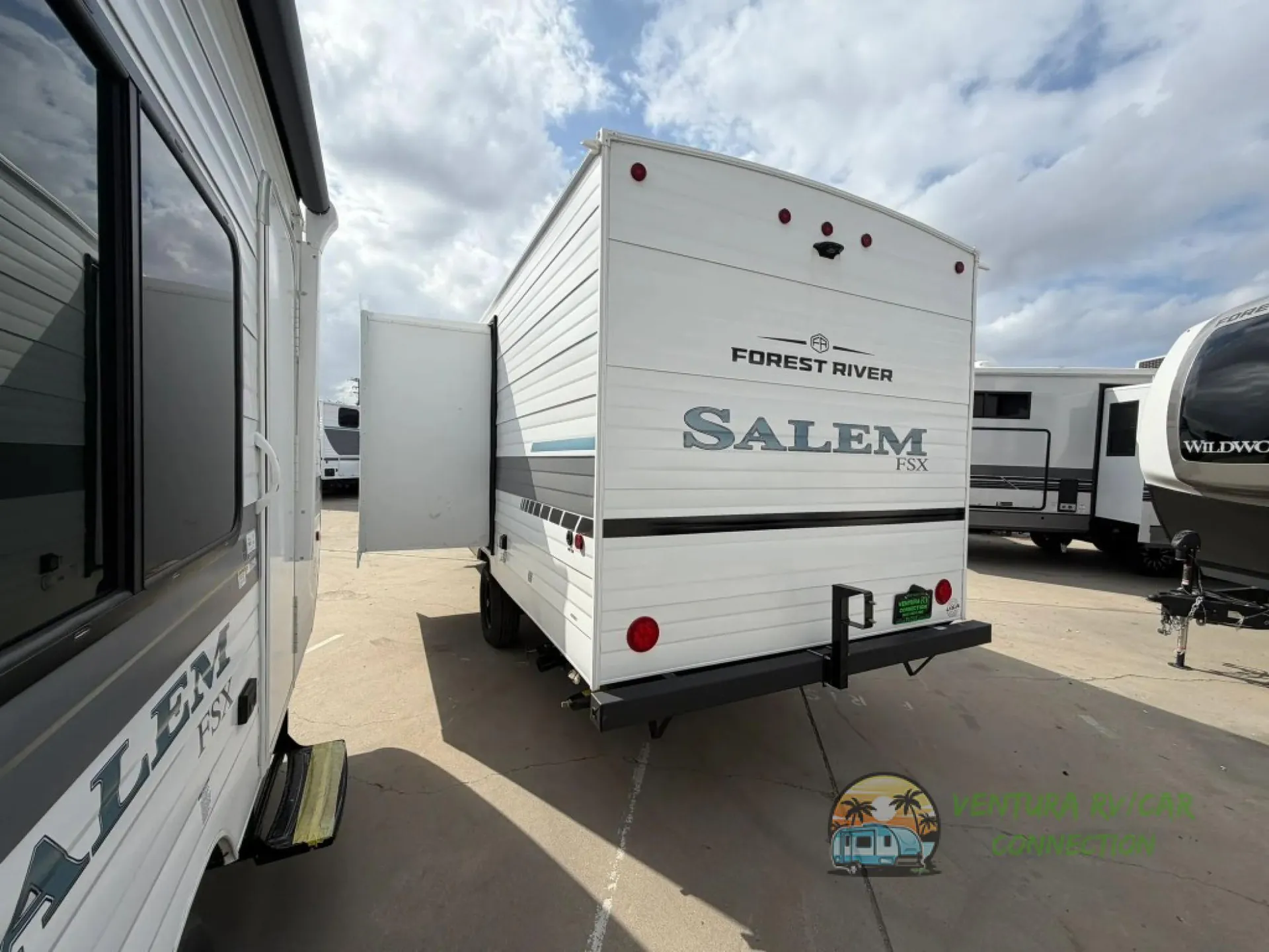2027 Forest River Salem FSX 178BH — Photo 5