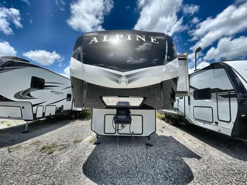 2022 Keystone Alpine 3850RD - Photo 4