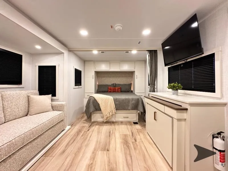 2026 Brinkley Model Ix 23X - Photo 4