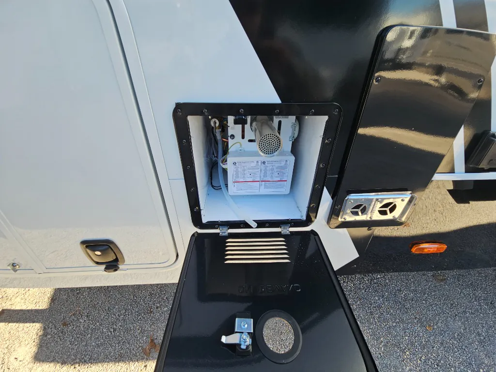 2026 Brinkley Model Z 3515, Exterior photo 22