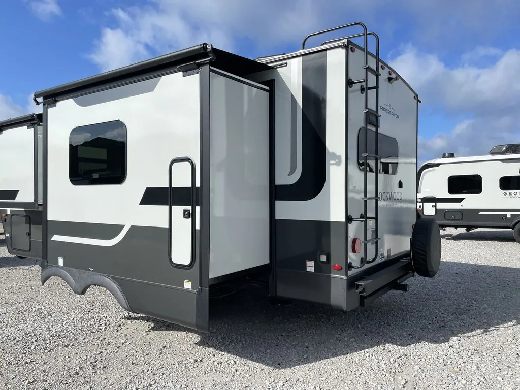 2026 Forest River Rockwood Mini Lite 2515S — Photo 5