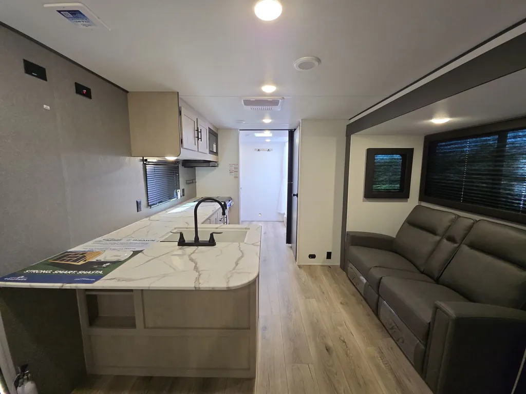 2026 Shasta RVs i-5 Edition 526RBS, Photos photo 11