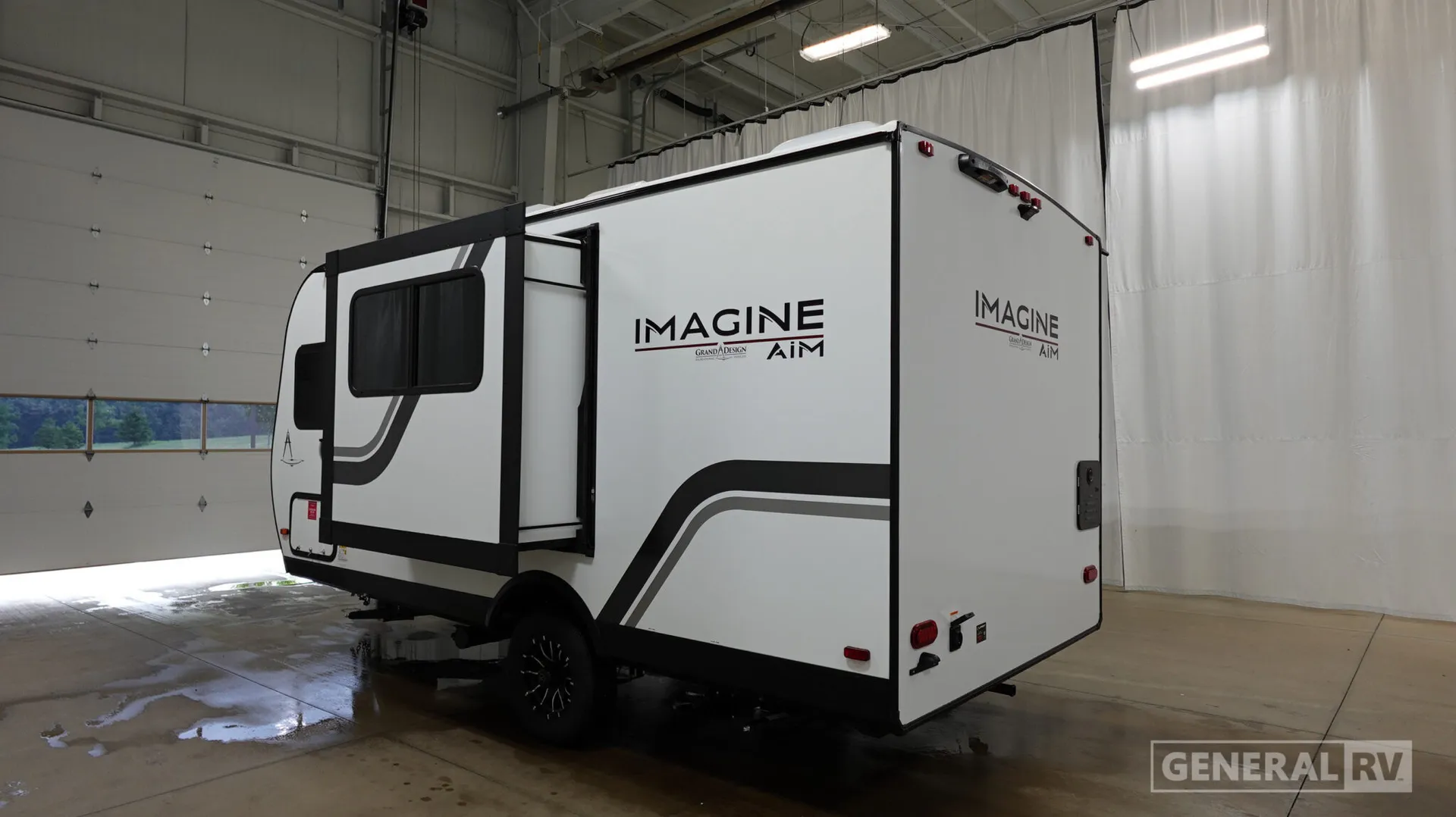 2027 Grand Design Imagine AIM 16MLA - Photo 4