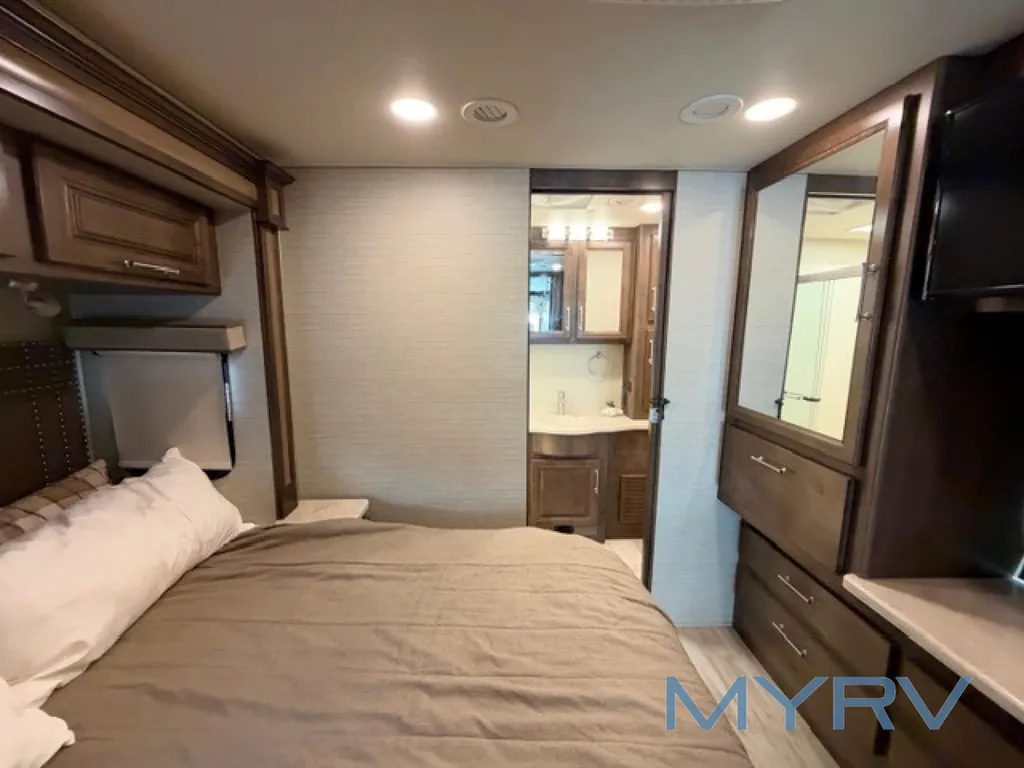 2019 Entegra Coach Emblem 36U, Photos photo 40