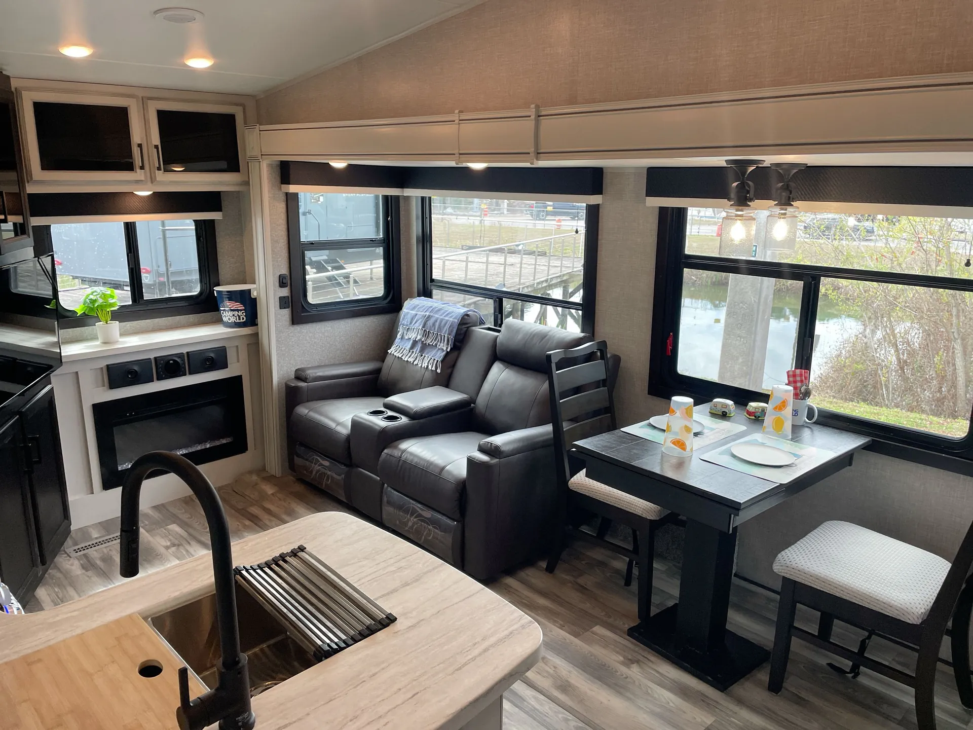 2023 Jayco Eagle Ht 24RE — living area main