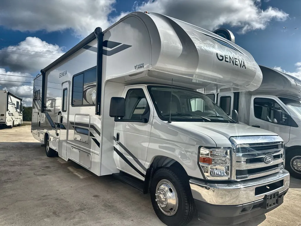 2026 Thor Motor Coach Geneva 31VT - Photo 2