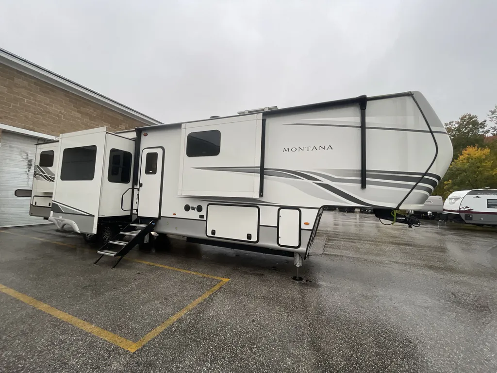 2023 Keystone Montana 3901RK, Photos photo 5