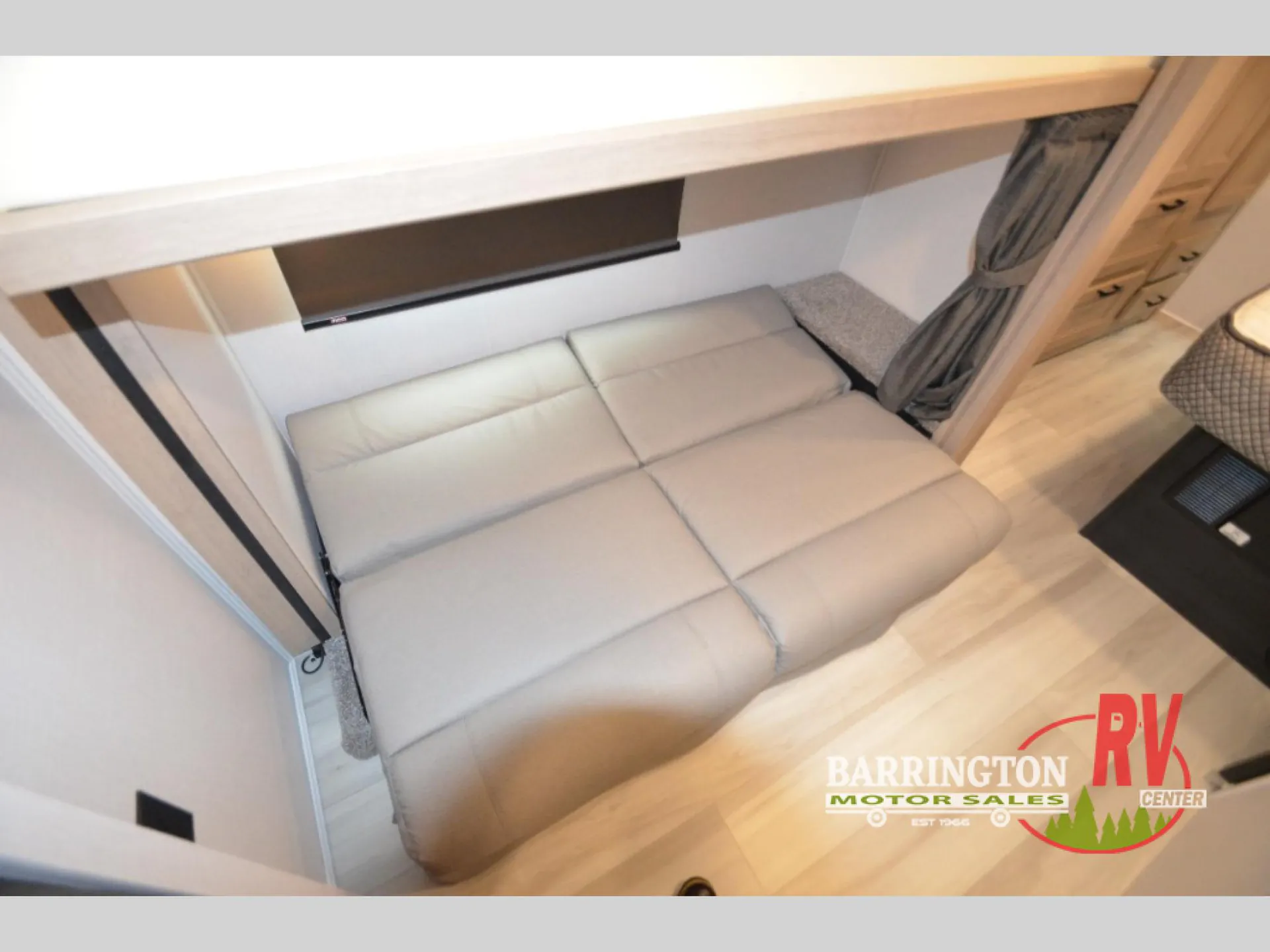 2026 Forest River Sunseeker LE 3250DSLE — Photo 7