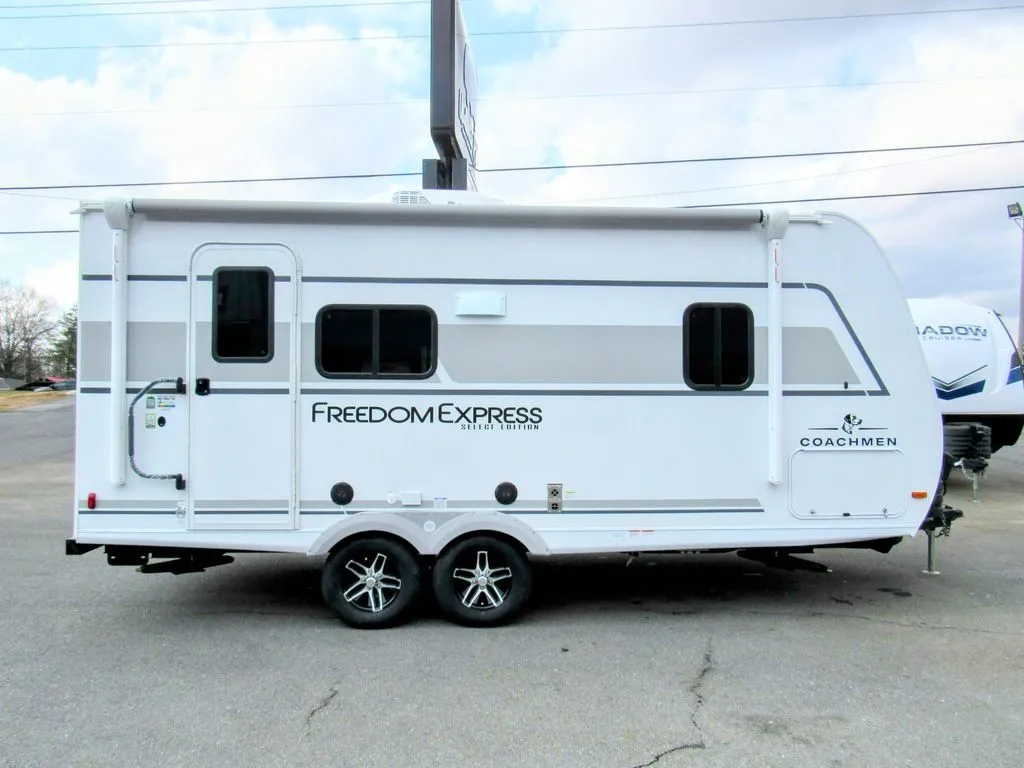 2026 Coachmen Freedom Express Select 19SE - Photo 2