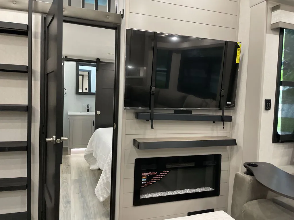 2026 Jayco North Point 395DSDB, Photos photo 13