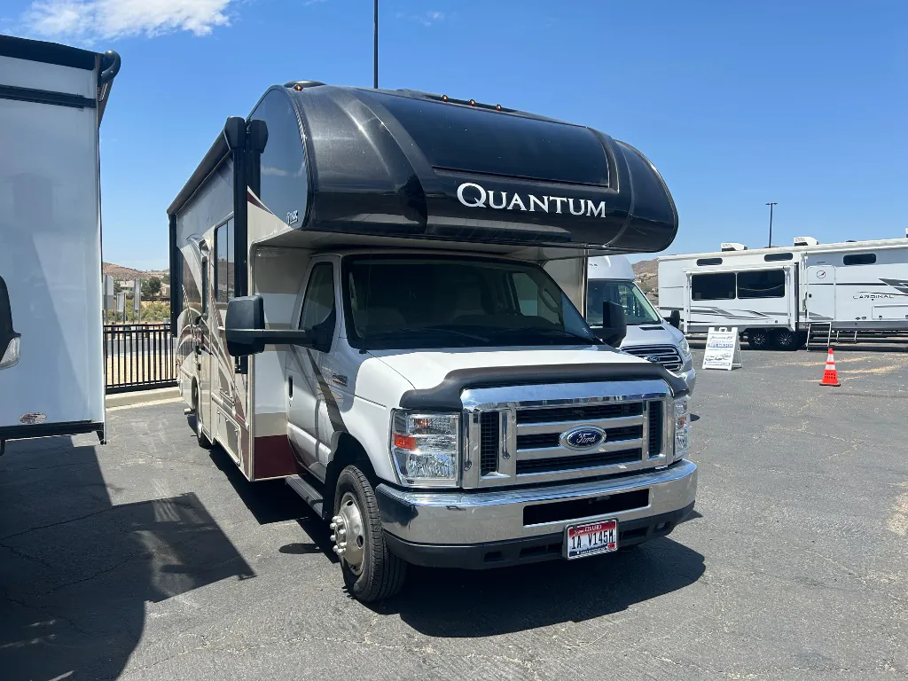 2020 Thor Motor Coach Quantum LH26 - Photo 2
