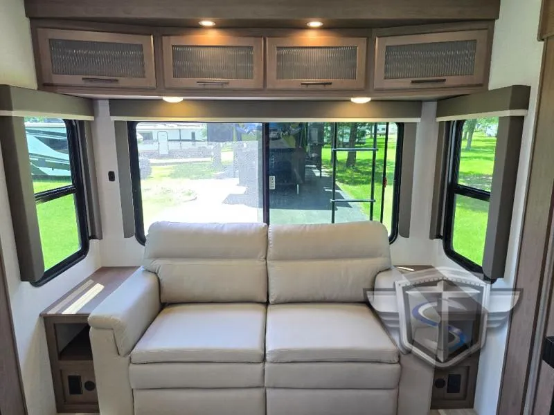 2026 Keystone Cougar 316RLS - Photo 3