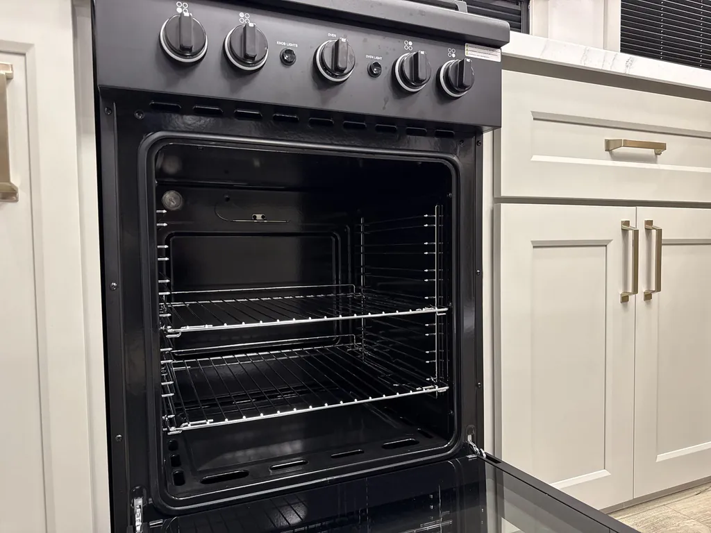 2026 Brinkley Model G 3970, Photos photo 22