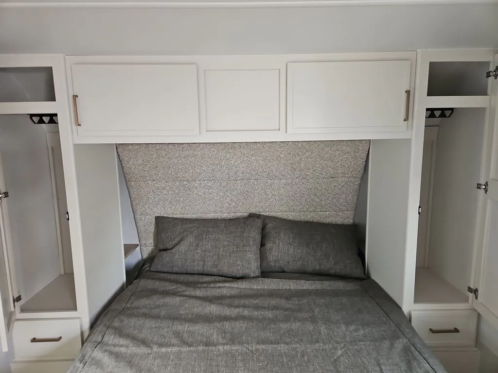 2026 Brinkley Model Ix 23X, Photos photo 6