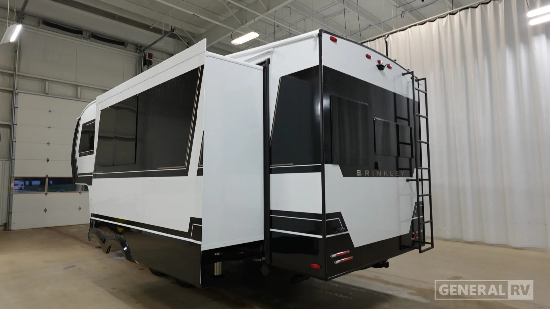 2026 Brinkley Model Z 2680 - Photo 4