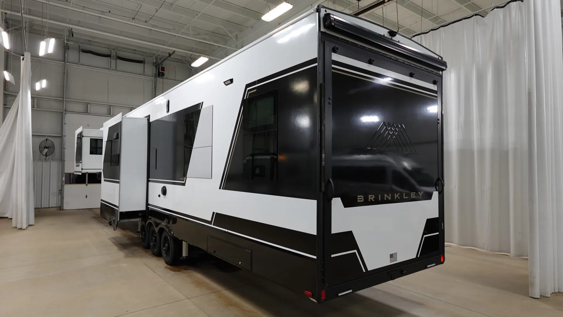 2026 Brinkley Model G 4120 - Photo 4