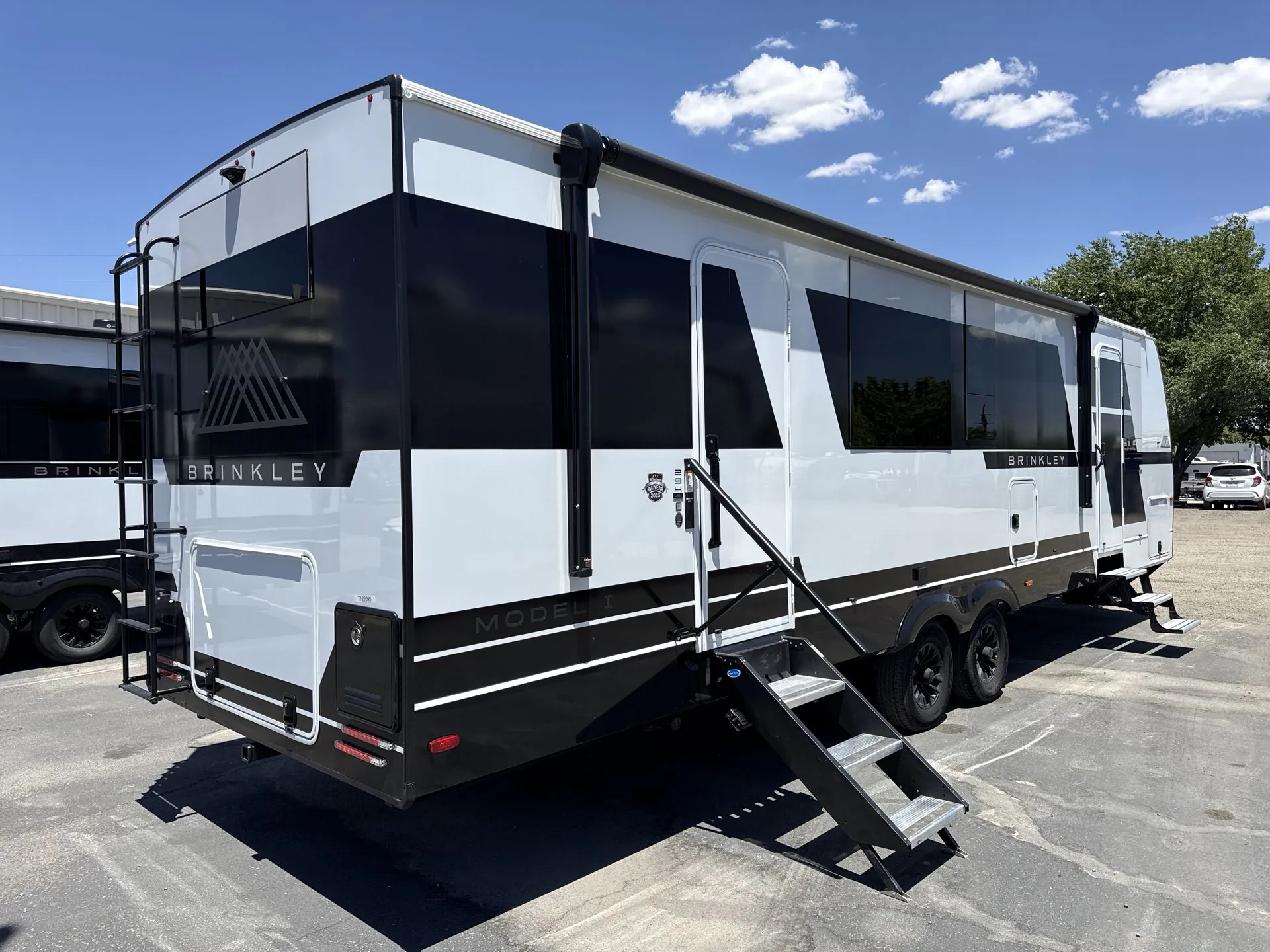 2026 Brinkley Model I 294 - Photo 4