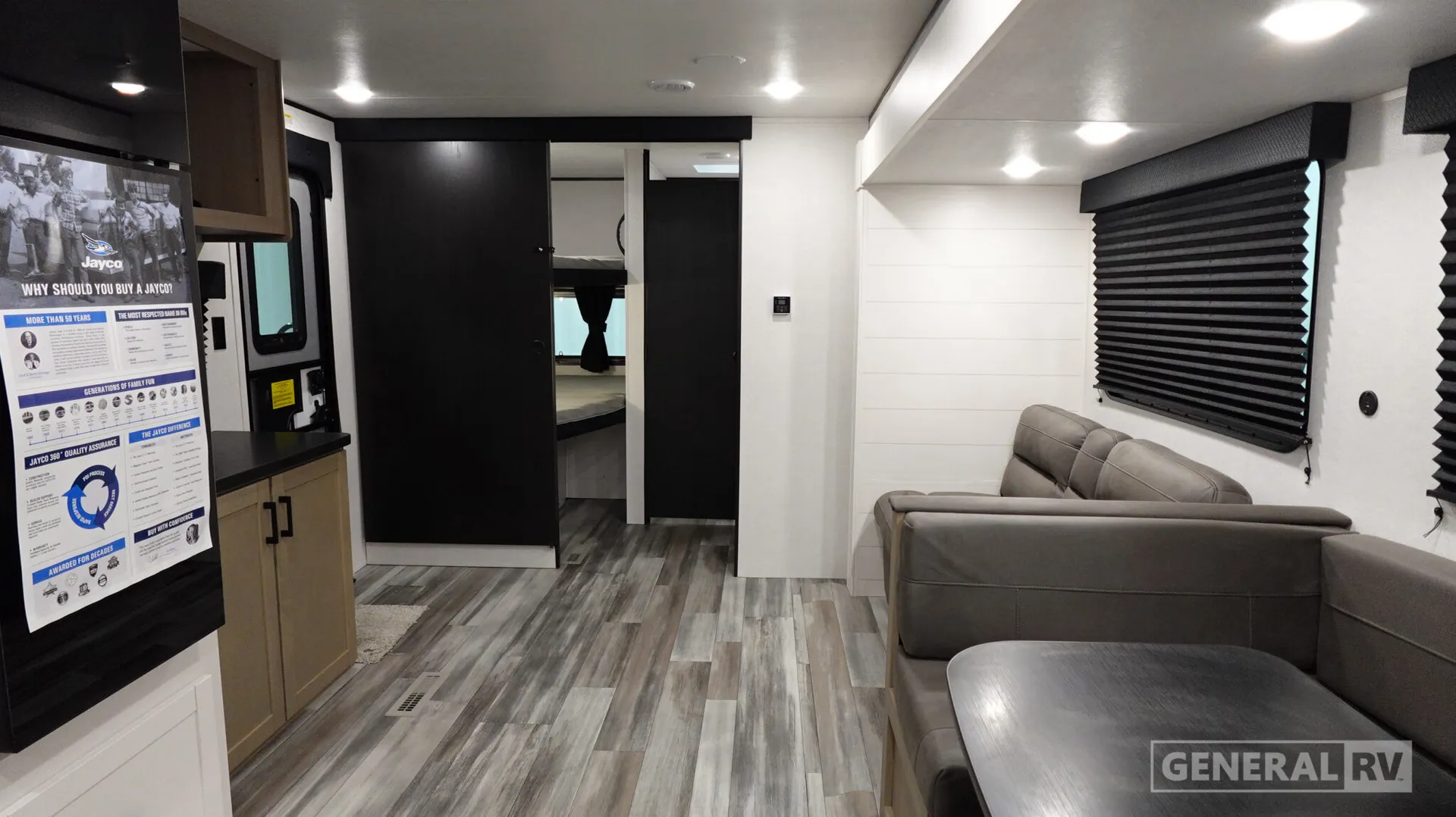 2026 Jayco Jay Flight SLX 330TBS - Photo 3