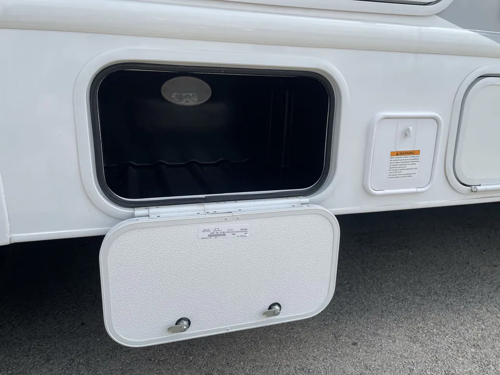 2025 Thor Motor Coach Freedom Elite 27HE, Photos photo 27