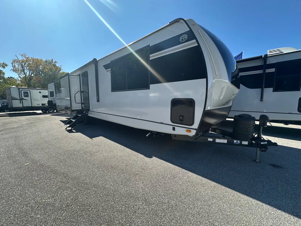 2026 Forest River Vibe 3400XL, Photos photo 34