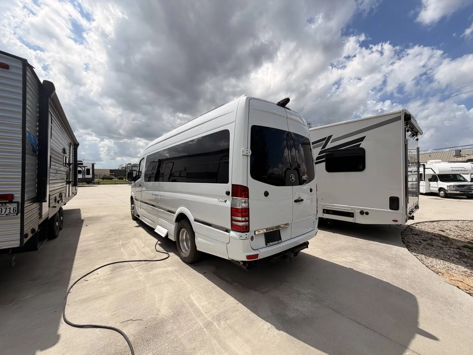 2018 Roadtrek ETREK E TREK XL Class B Camper Van - Photo 3