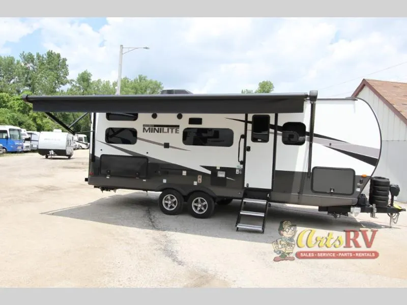2024 Forest River Rockwood Mini Lite 2509S - Photo 3