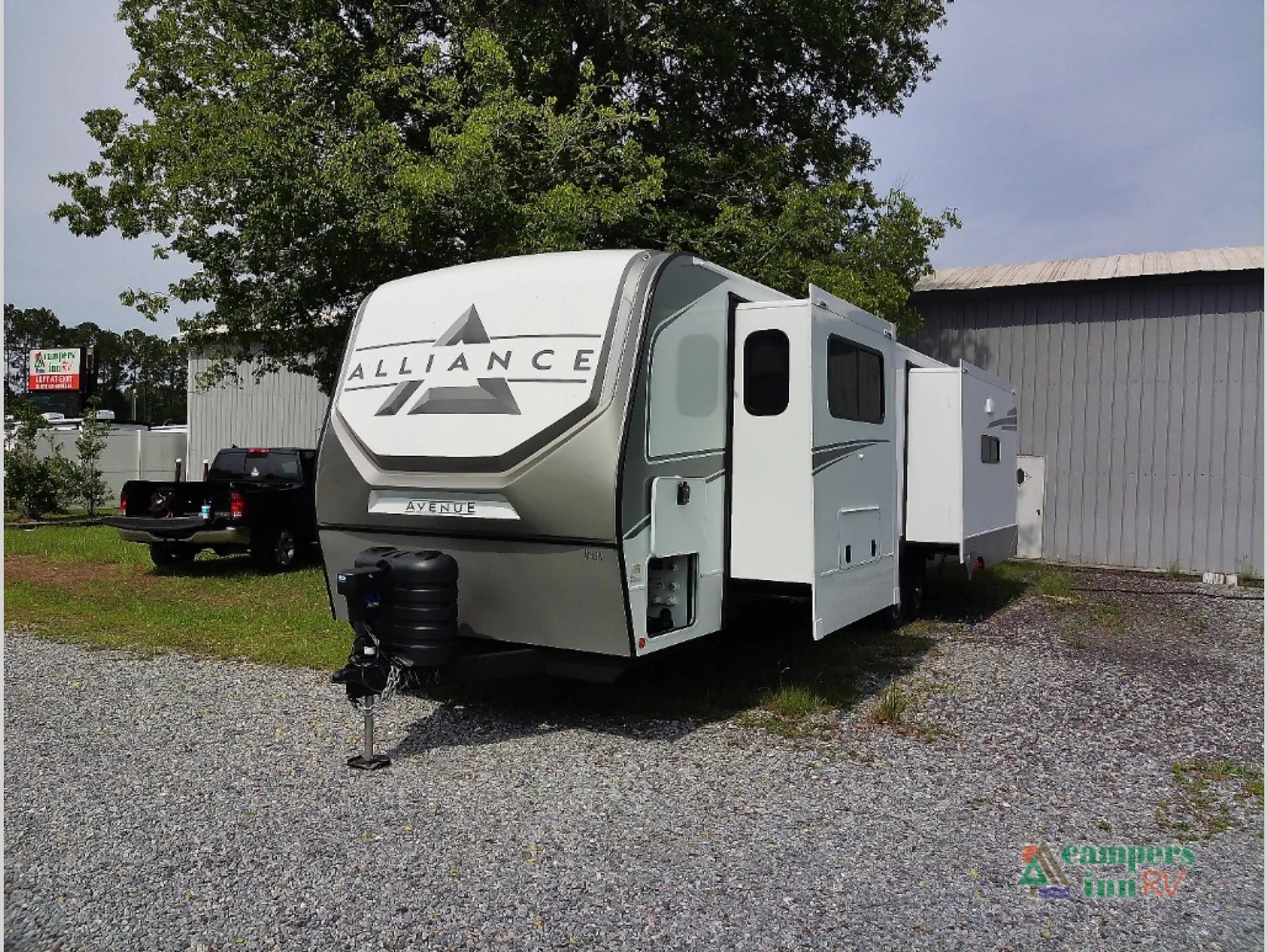 2026 Alliance RV Avenue 332RL - Photo 4