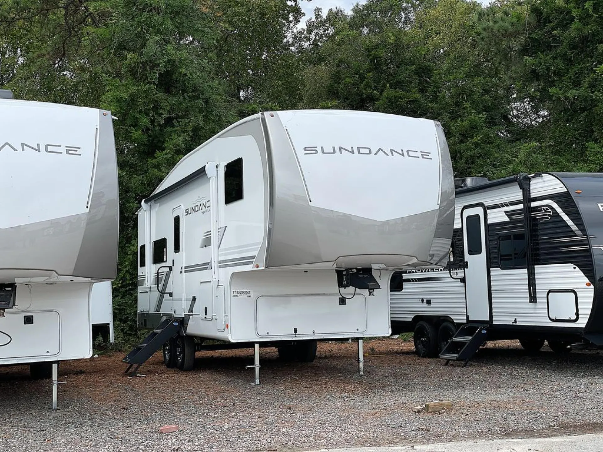 2026 Heartland Sundance XLT 24ML - Photo 2
