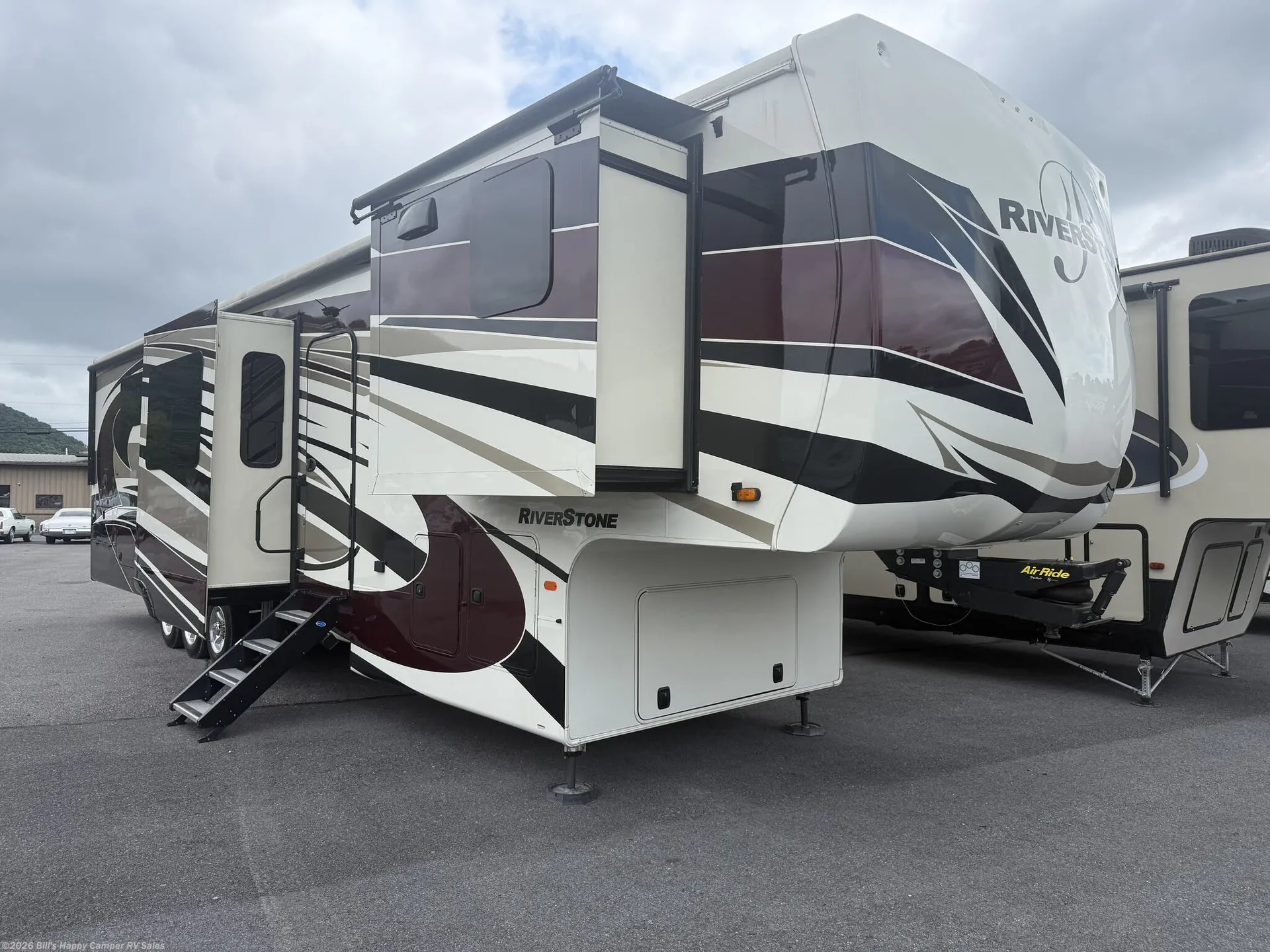 2019 Forest River RiverStone 39FK - Photo 2