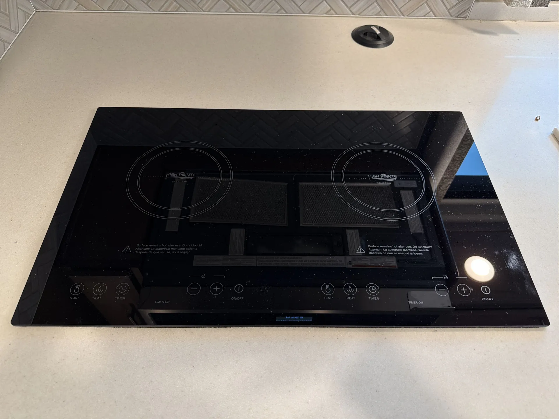 2021 Thor Motor Coach Palazzo 33.6 — stove oven