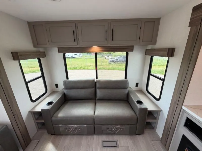 2027 KZ Connect 313MK - Photo 4