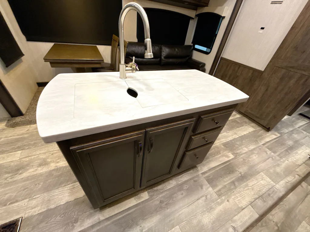 2020 Forest River Sierra 373BH, Photos photo 13