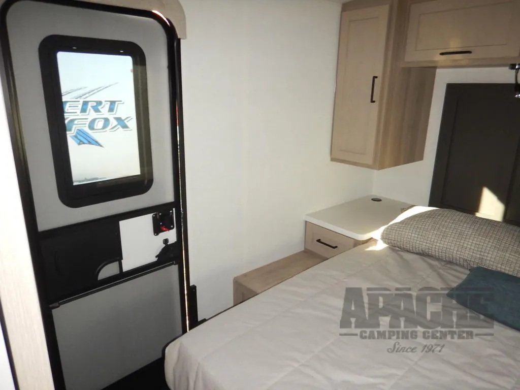 2026 Forest River Flagstaff Micro Lite 25FKB, Photos photo 9