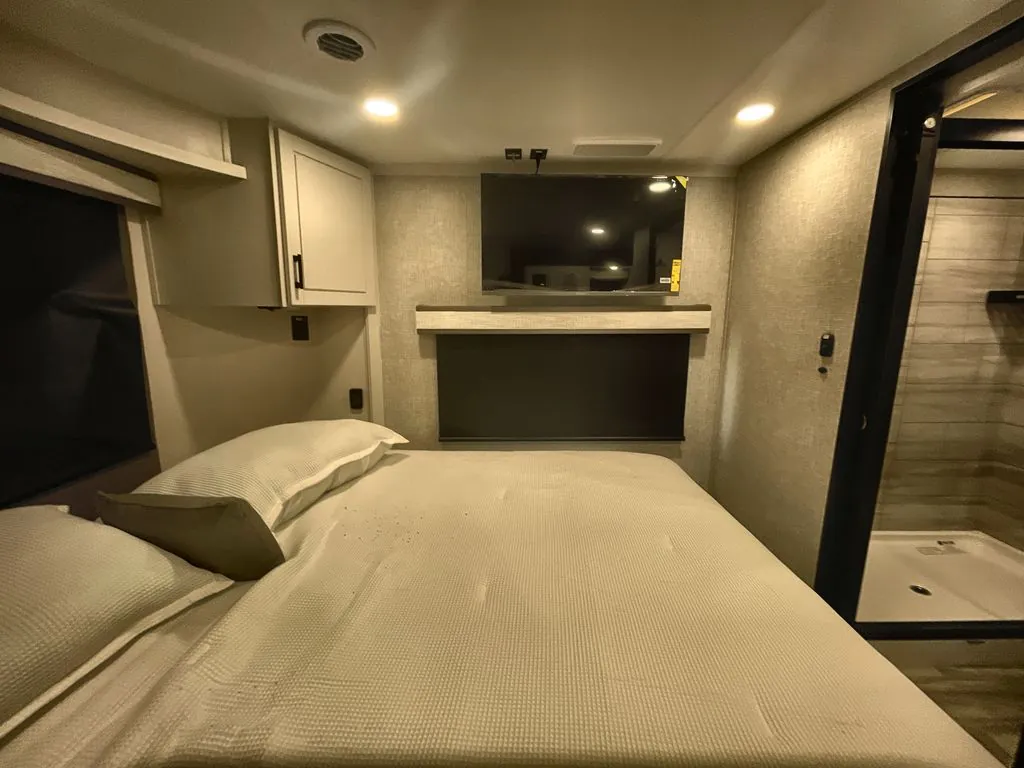 2025 Jayco Seismic Luxury Series 4113, Photos photo 41